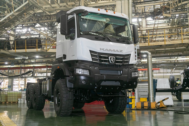 КамАЗ запустил производство новейшего грузовика: 560 л.с. и до 100 тонн - 1 КамАЗ запустил производство новейшего грузовика: 560 л.с. и до 100 тонн