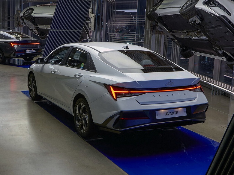200-сильный отлично оснащенный Hyundai по цене Lada Aura. В России начали продавать Hyundai Avante 2025 c мощным мотором