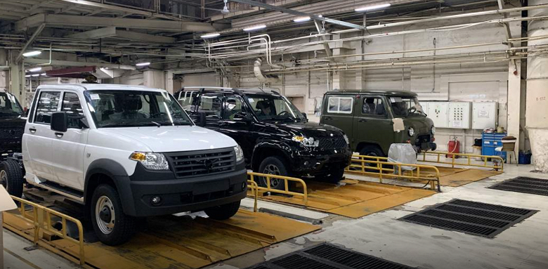 УАЗ &laquo;Патриот&raquo; обновится впервые за 9 лет. Что нового получит флагманский внедорожник и когда он выйдет, рассказал глава компании