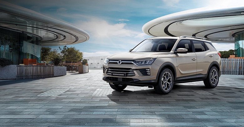 Всё та же корейская сборка, японские автоматы, полный привод и 5 лет гарантии, но уже дешевле. Кроссоверы KGM Korando и KGM Torres подешевели к старту продаж в России