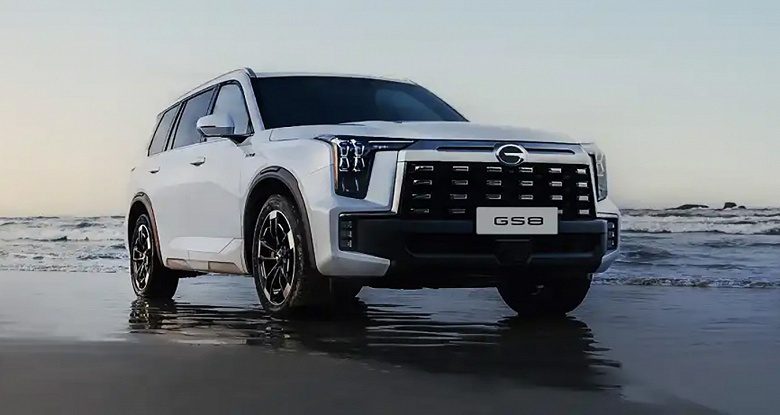 5-метровый &laquo;китайский Cadillac&raquo; с полным приводом и японским &laquo;автоматом&raquo; &mdash; 4,65 млн рублей. Объявлена стоимость GAC GS8 GX Traveller