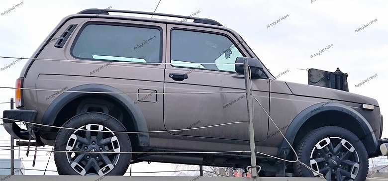 Lada Niva Sport получила оригинальные колесные диски: машину сняли на фото