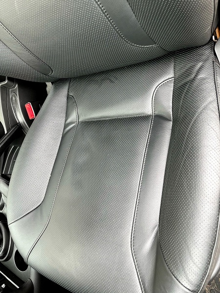 Кожаные салоны новых Lada очень быстро покрываются складками &mdash; уже после 1000 км