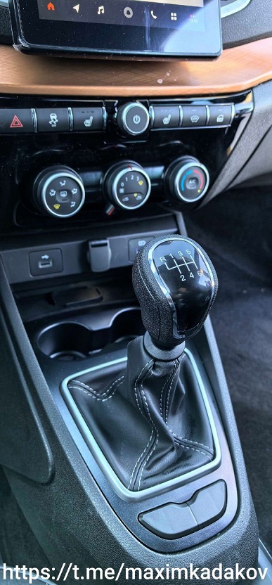 «Очень приятная коробка: трогаться проще, рычаг красивый, передачи включаются легко и предельно чётко». Появился первый отзыв о Lada Vesta с новой коробкой - 2 «Очень приятная коробка: трогаться проще, рычаг красивый, передачи включаются легко и предельно чётко». Появился первый отзыв о Lada Vesta с новой коробкой