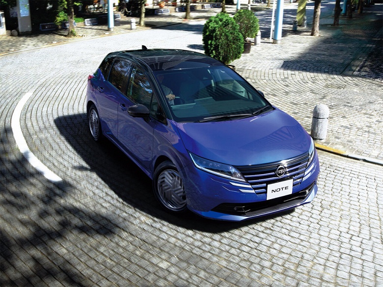 Экономичный, отлично оснащенный полноприводный Nissan — дешевле 2 млн рублей. Nissan Note 2025 оценили в России в 1,968 млн рублей