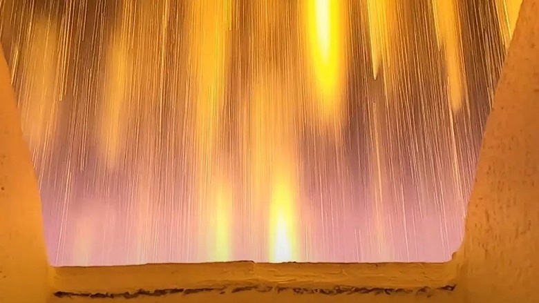 Капсула Varda Space зафиксировала плазменные вспышки при возвращении в атмосферу Земли