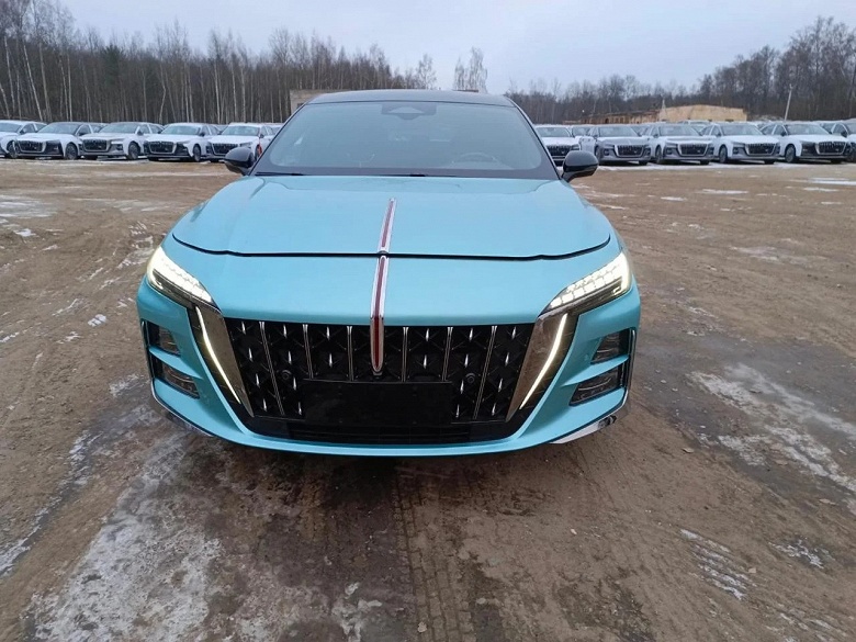 Замена Volkswagen Arteon, Mercedes-Benz CLA и Audi A5 Sportback &mdash; с официальной гарантией. В Россию уже завозят лифтбэки Hongqi H6