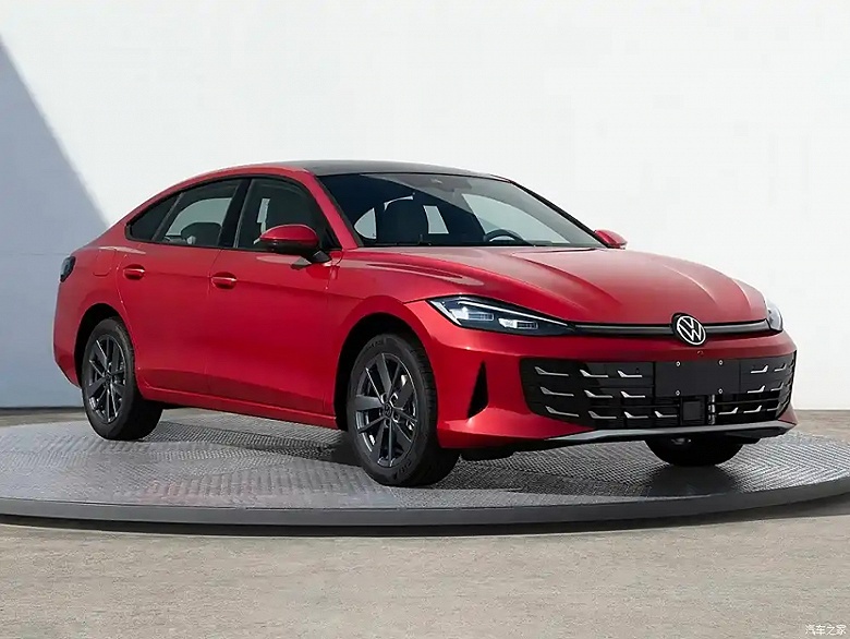 Обновленный дизайн и повышенная мощность: рассекречен рестайлинговый бюджетный Volkswagen Lamando L