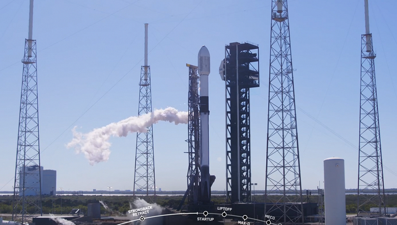 Вот что значит действительно многоразовые ракеты: этот Falcon 9 использовался в 19-й раз, а створка обтекателя &mdash; в 28-й. SpaceX запустила на орбиту спутники Starlink