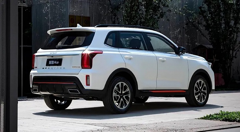 Kia Sportage со 160-сильным мотором и &laquo;автоматом&raquo; подешевел в России на 240 тыс. рублей всего за месяц. Теперь цена стартует от 2,45 млн рублей &mdash; он дешевле Lada Aura