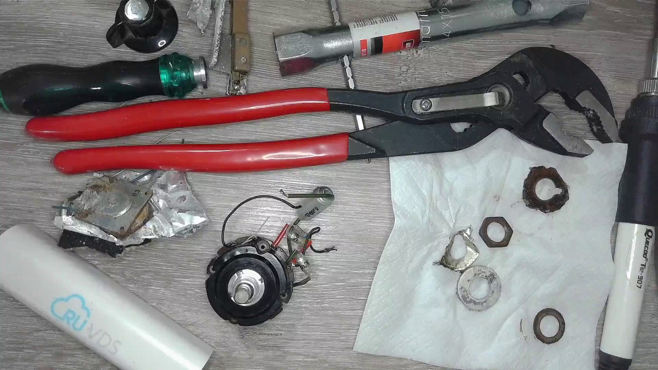 ГДР-овская электрогитара как у Каспаряна из группы Кино — Musima 25K - 26 ГДР-овская электрогитара как у Каспаряна из группы Кино — Musima 25K - 26