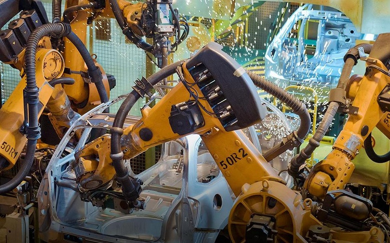 На кузов Lada уходит 600 кг стали, почему панели тонкие &laquo;как фольга&raquo;, самый дорогой элемент машины. На критику Lada ответили на заводе АвтоВАЗ, раскрыв интересные детали производства