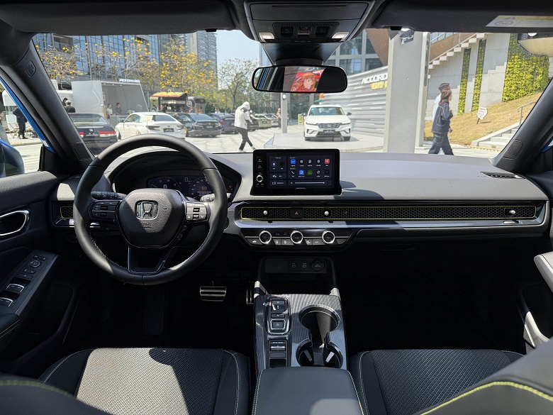 Синий с салатовым и 6-ступенчатая &laquo;механика&raquo;. Представлена Honda Integra 2025 &mdash; двойник Honda Accord за 18 тыс. долларов