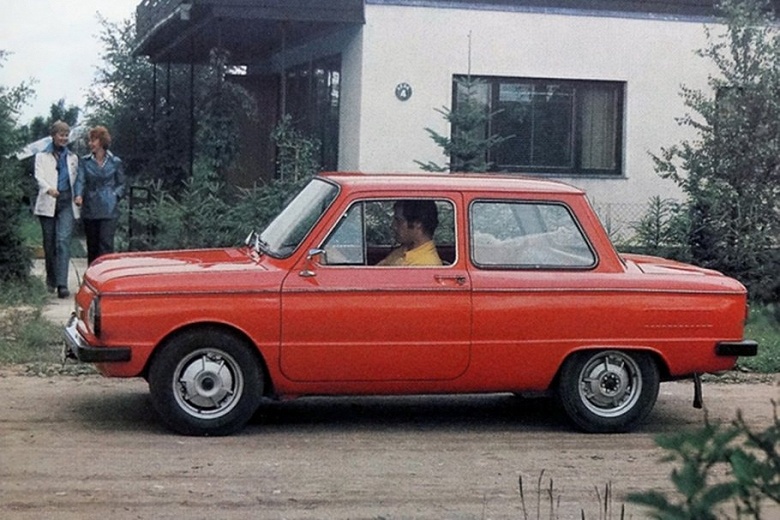 1,2-литровый V4, идеальное состояние и почти полвека хранения в гараже. В продаже появился новый «Запорожец» без пробега - 1 1,2-литровый V4, идеальное состояние и почти полвека хранения в гараже. В продаже появился новый «Запорожец» без пробега