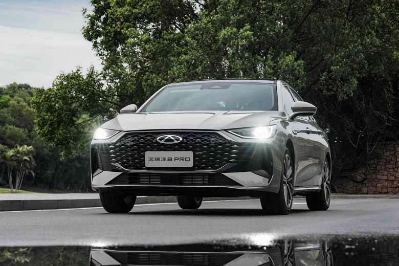 200-сильный седан Chery Arrizo 8 Pro, который выпустят с официальной гарантией в России, уже можно купить всего за $16 500 в Китае - 2 200-сильный седан Chery Arrizo 8 Pro, который выпустят с официальной гарантией в России, уже можно купить всего за $16 500 в Китае