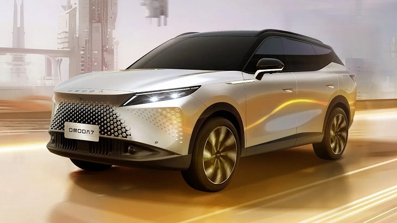 Флагманский кроссовер Omoda C7 выходит в России в апреле, но заказать его можно будет до старта продаж
