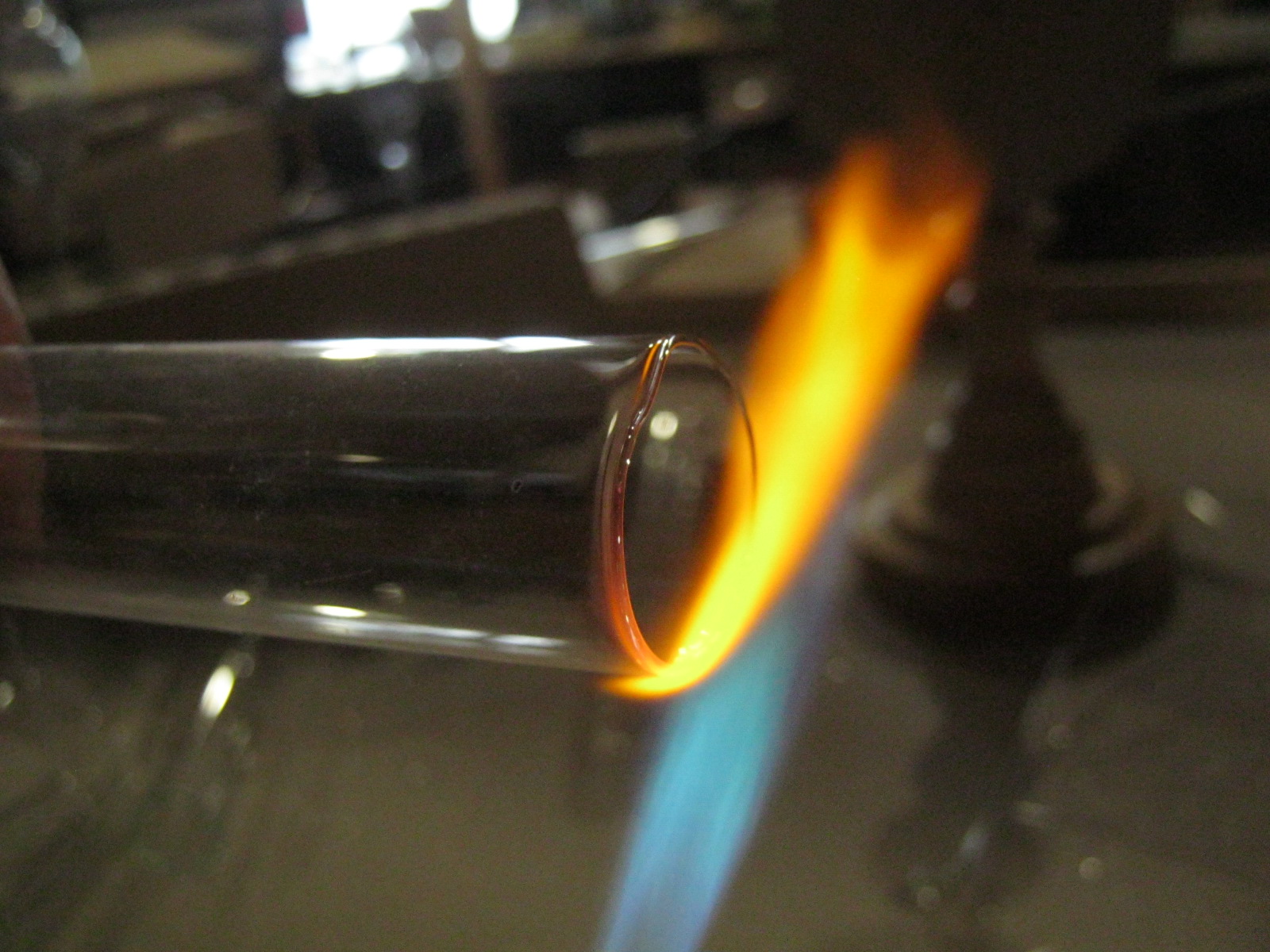 Любительское электровакуумное дело. Освоение стекла от крупных ЛДС Т12 - 20