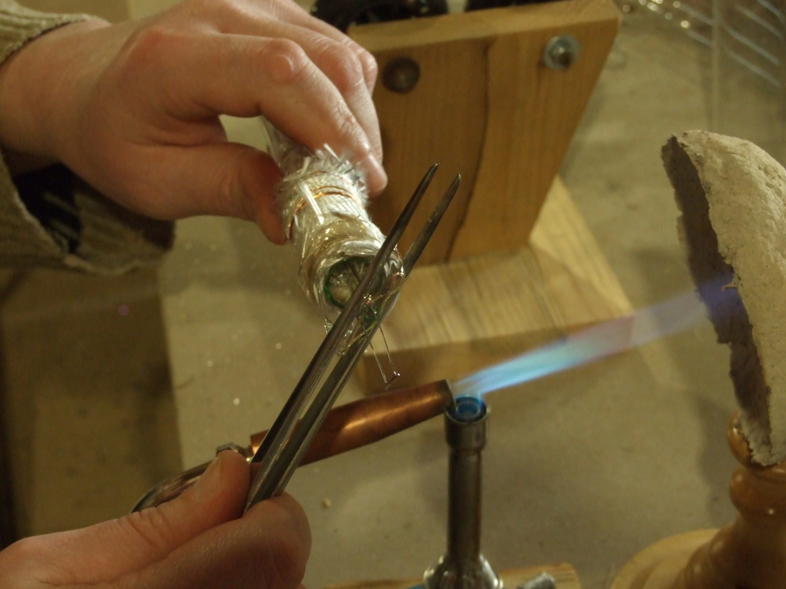 Любительское электровакуумное дело. Освоение стекла от крупных ЛДС Т12 - 30