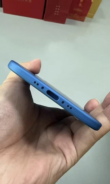 Привыкаем к совершенно новому дизайну Apple: инсайдер показал макеты iPhone 17 Pro и iPhone 17 Air - 3 Привыкаем к совершенно новому дизайну Apple: инсайдер показал макеты iPhone 17 Pro и iPhone 17 Air