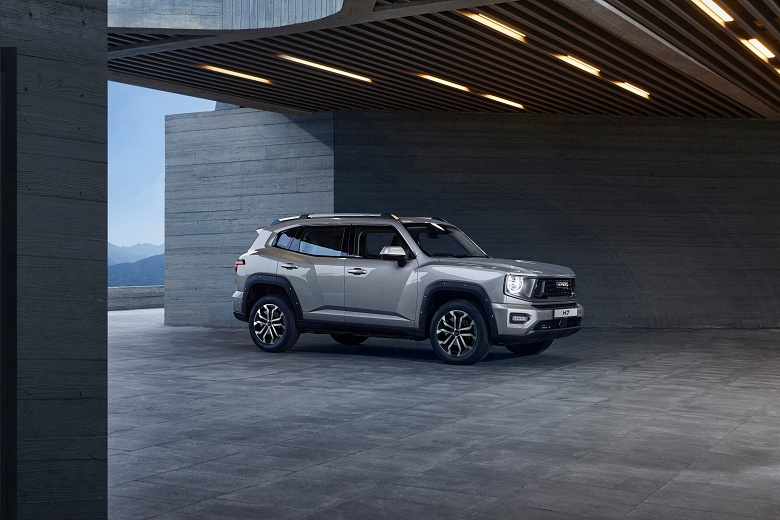 Адаптированный для России полноприводный внедорожник Haval H7 прибыл к дилерам ещё до начала продаж - 1 Адаптированный для России полноприводный внедорожник Haval H7 прибыл к дилерам ещё до начала продаж