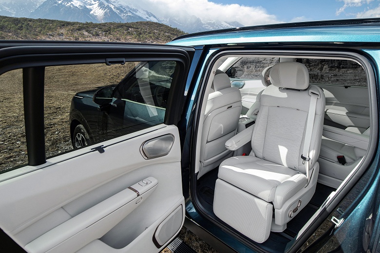 Аналог Li Auto L9 на платформе Volvo от Geely. Представлен Lynk & Co 900: в Китае машина сильно дешевле, чем в России