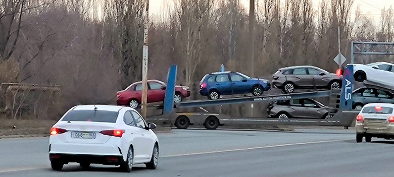 Новые Lada Granta наконец поехали к дилерам - 1 Новые Lada Granta наконец поехали к дилерам
