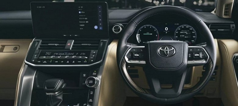 Новый Toyota Land Cruiser 300, который гораздо сложнее угнать, показали внутри и снаружи