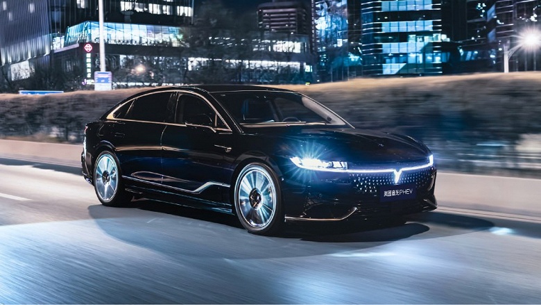 Роскошный седан с запасом хода 1000 км, который будут выпускать в России. Сборку Voyah Passion собираются начать на заводе &laquo;Моторинвест&raquo;