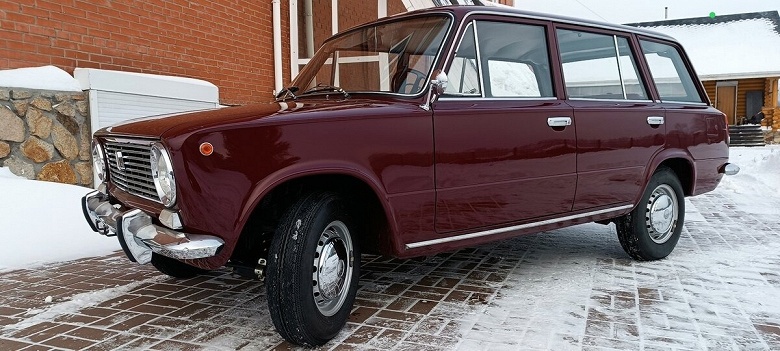 Финансово неподготовленных просят не беспокоить: редчайший советский универсал, который был выпущен в первый день производства ВАЗ-2102, продают по цене квартиры - 2 Финансово неподготовленных просят не беспокоить: редчайший советский универсал, который был выпущен в первый день производства ВАЗ-2102, продают по цене квартиры