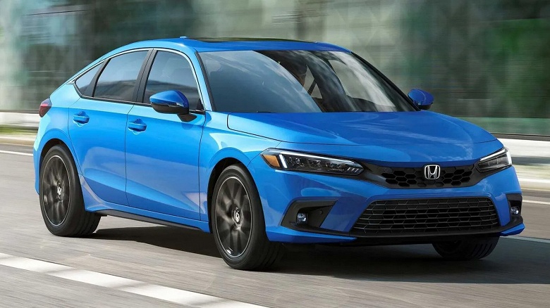 Не только &laquo;полторашка&raquo;. Российские дилеры расширили ассортимент Honda Civic &mdash; предлагаются гибриды и машины с 2,0-литровым мотором