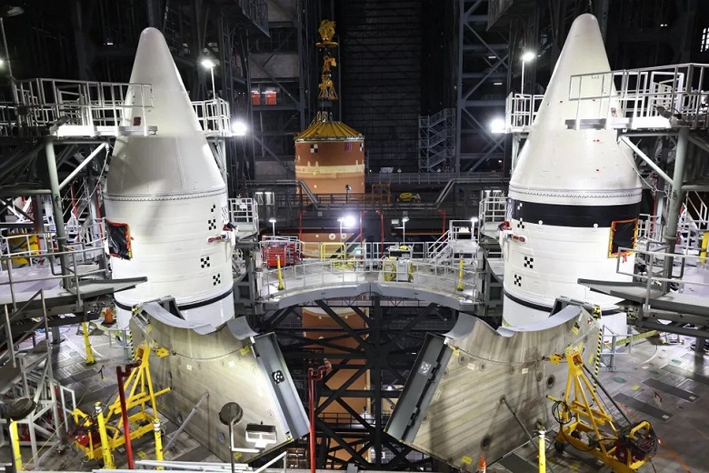 Основная ступень SLS успешно интегрирована с ускорителями для миссии Artemis 2