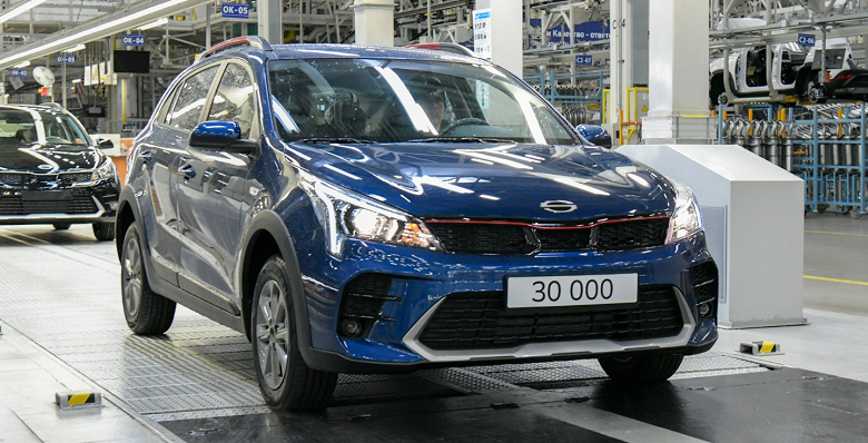 Бывший завод Hyundai в России переходит на новую скорость. С апреля каждый день с конвейера будут сходить по 200 машин