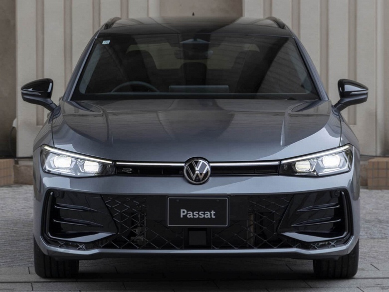 В России начали продавать Volkswagen Passat 2025, и сразу в топовой версии Star Dragon. Он дороже Camry - 1 В России начали продавать Volkswagen Passat 2025, и сразу в топовой версии Star Dragon. Он дороже Camry