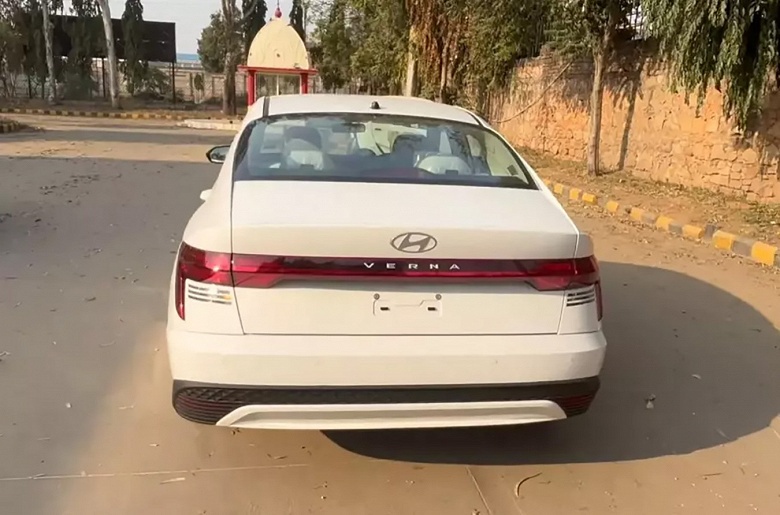 Самый дешевый Hyundai Verna (Solaris) в базовой версии: первые &laquo;живые&raquo; изображения