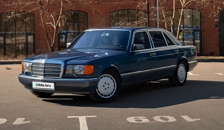 Мечта олигарха из восьмидесятых: в России продают новый Mercedes S-класса 1988 года выпуска