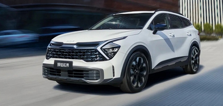 Это новый дешёвый Kia Sportage с физическими кнопками: свежайший кроссовер показали внутри и снаружи