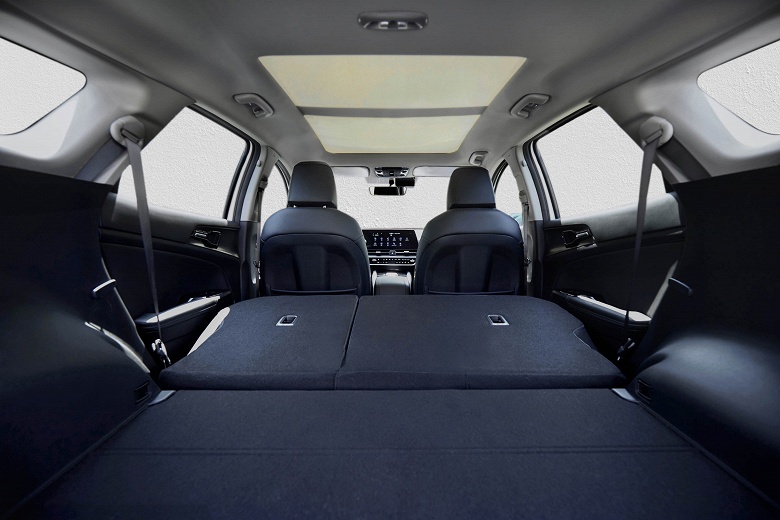 Представлен Kia Sportage 2025: три мотора, улучшенное оснащение, 5 бесплатных ТО и очень низкая цена