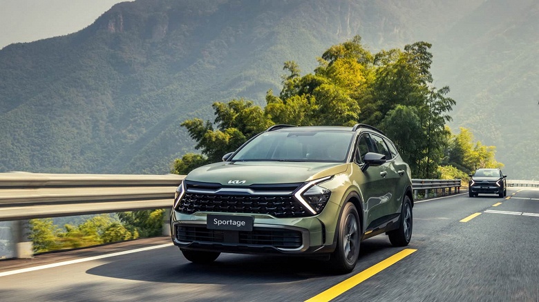 Представлен Kia Sportage 2025: три мотора, улучшенное оснащение, 5 бесплатных ТО и очень низкая цена