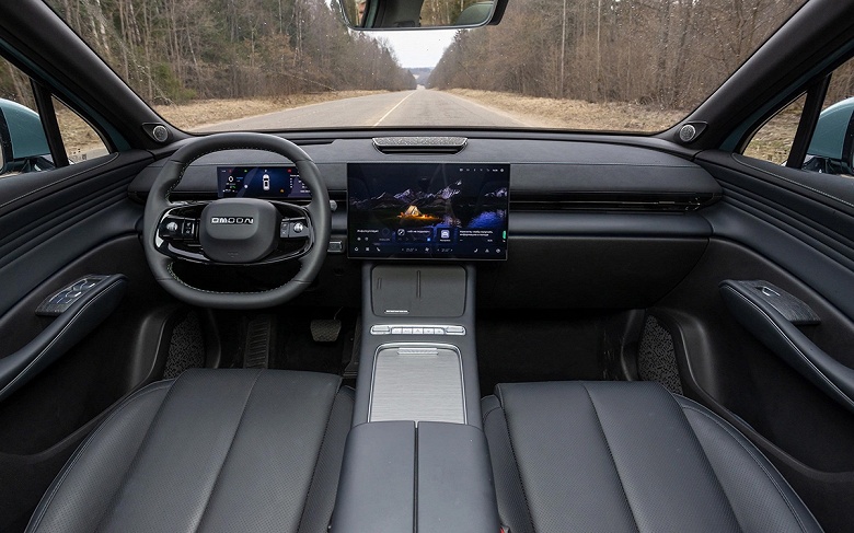 150 л.с. и полный привод: раскрыты характеристики и комплектации Omoda C7 для России