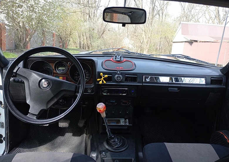 Последний «настоящий» ГАЗ: в России продают новую «Волгу» 1986 года в идеальном состоянии — всего 750 тыс. рублей - 3 Последний «настоящий» ГАЗ: в России продают новую «Волгу» 1986 года в идеальном состоянии — всего 750 тыс. рублей