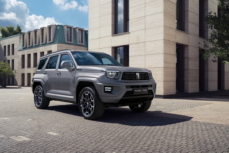 В России выходит новый 422-сильный Tank 700 с мотором V6 - 1 В России выходит новый 422-сильный Tank 700 с мотором V6