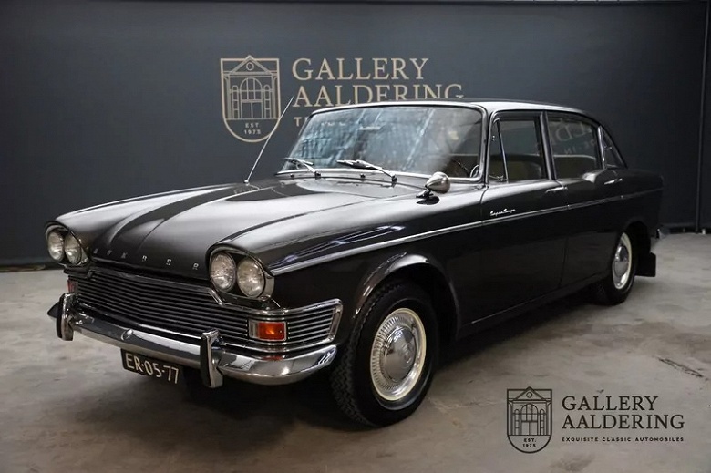 Купить дешёвый китайский автомобиль или уникальный английский седан? В продаже появилась машина из посольства Англии Humber Super Snipe 1962 года - 1 Купить дешёвый китайский автомобиль или уникальный английский седан? В продаже появилась машина из посольства Англии Humber Super Snipe 1962 года