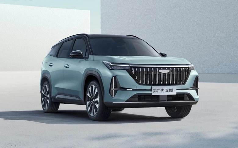 Совершенно новый, сильно &laquo;поправившийся&raquo; Geely Atlas 2025 с нотками Monjaro показали целиком внутри и снаружи