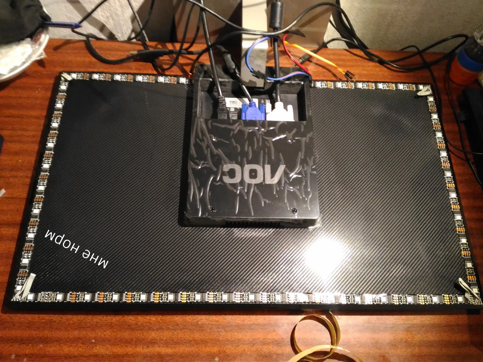 Обычный ладно, но OLED такое не переживёт - перегреется  (https://pikabu.ru/story/i_snova_ambilight_svoimi_rukami_4123159)