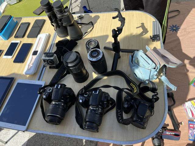 И снова испанская барахолка: много фототехники, POE-адаптер и электроника - 19 2025-03-23-11-41-IMG-0997