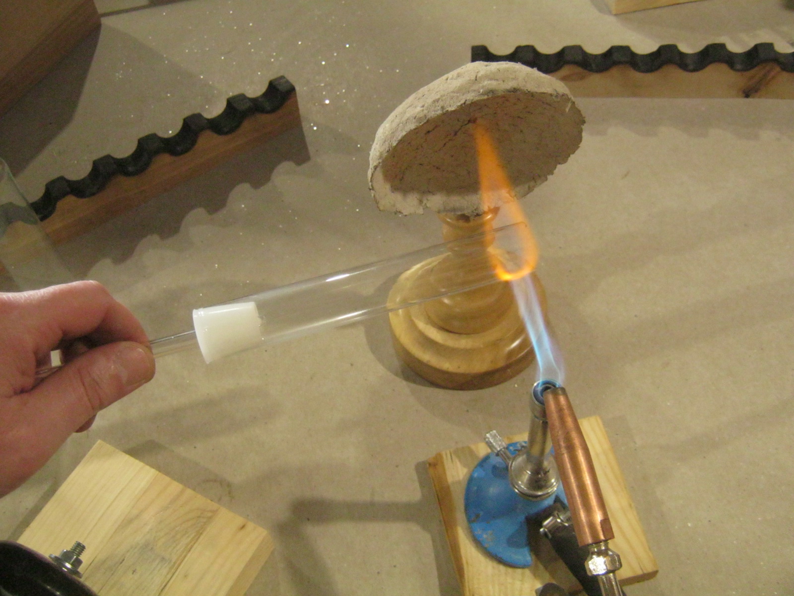 Изготовление простой газоразрядной лампы с распыляемым Ti геттером - 12 Изготовление простой газоразрядной лампы с распыляемым Ti геттером - 12