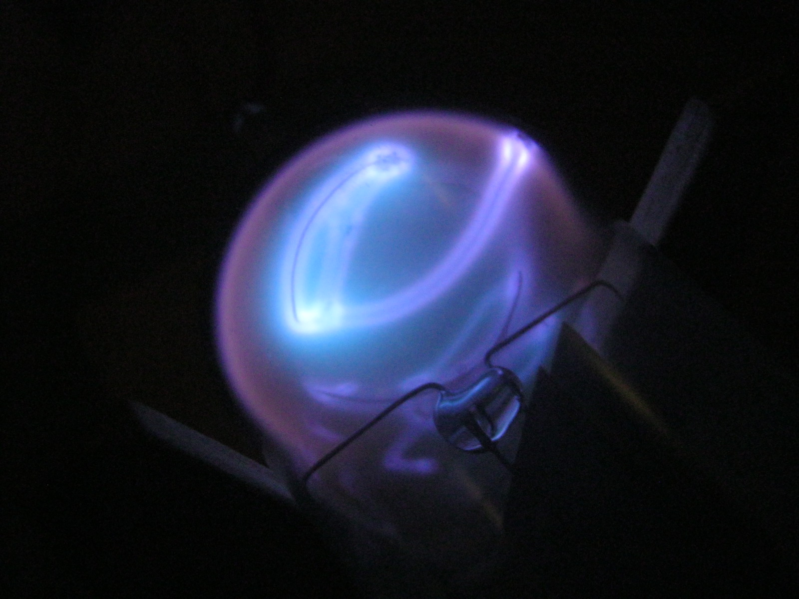 Изготовление простой газоразрядной лампы с распыляемым Ti геттером - 38 Изготовление простой газоразрядной лампы с распыляемым Ti геттером - 38