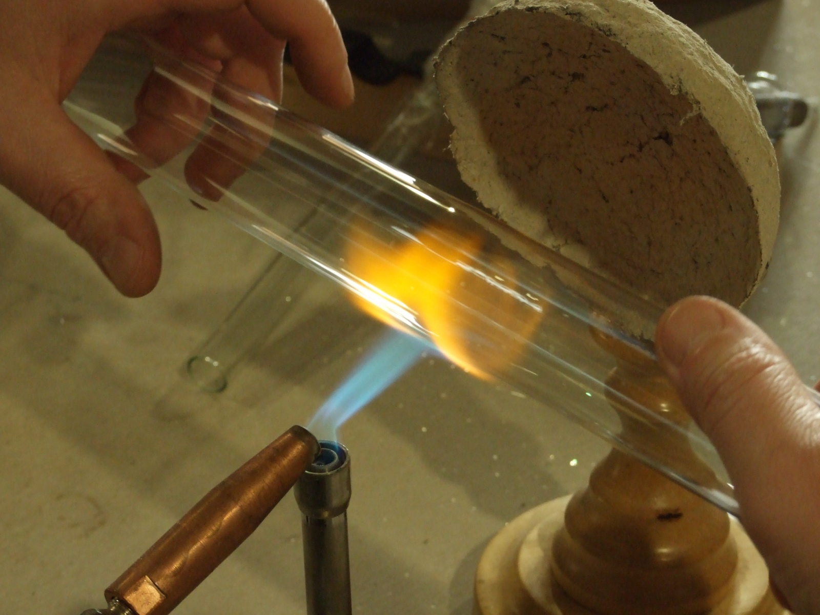 Изготовление простой газоразрядной лампы с распыляемым Ti геттером - 4 Изготовление простой газоразрядной лампы с распыляемым Ti геттером - 4