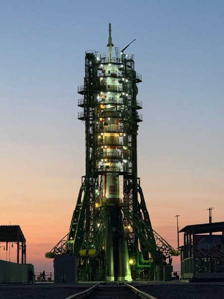 «Ракета на закате невероятна»: Роскосмос поделился снимками «Союза-2.1а» с кораблём «Союз МС-27» - 5 «Ракета на закате невероятна»: Роскосмос поделился снимками «Союза-2.1а» с кораблём «Союз МС-27»