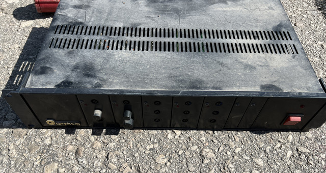 Ну что, снова испанская барахолка: от роботов-пылесосов до ноутбуков. И немного странных девайсов - 3